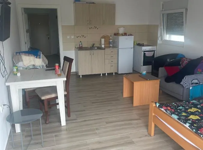 Apartament Stan 3 Ub